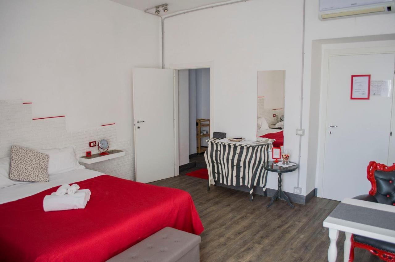 Relais Cola Di Rienzo Bed & Breakfast Рим Екстериор снимка