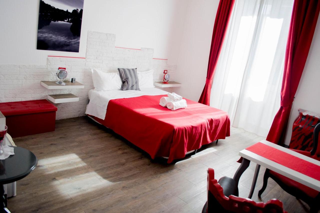 Relais Cola Di Rienzo Bed & Breakfast Рим Екстериор снимка